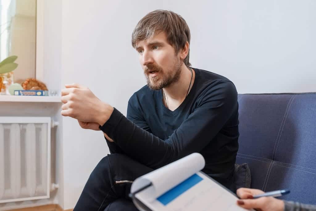 How to Manage Chronic Pain Without Opioids or Painkillers 1 Managing chronic pain without opioids